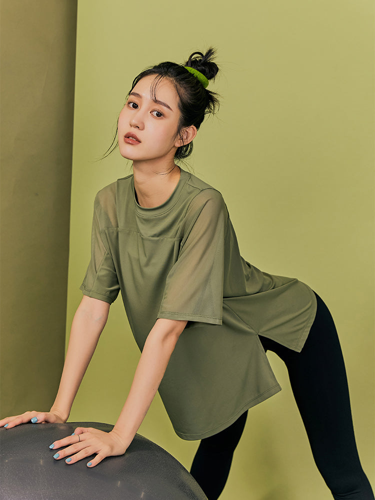 ゆったりメッシュ入り薄手Tシャツ - SLOLI