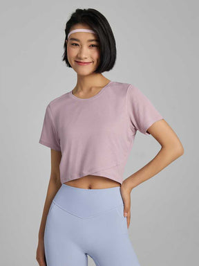 新色入荷 クロス裾デザインの軽薄Tシャツ - SLOLI
